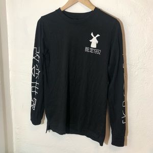Dutch bros unisex top